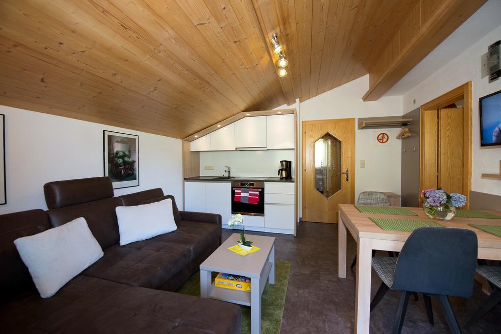 Appartements Schneezauber Lermoos Rum bild