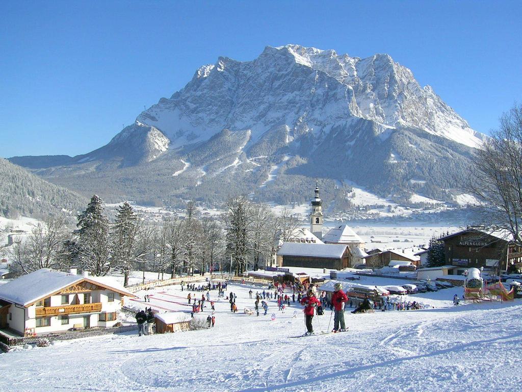 Appartements Schneezauber Lermoos Exteriör bild