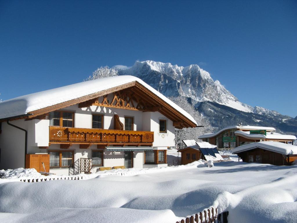 Appartements Schneezauber Lermoos Exteriör bild